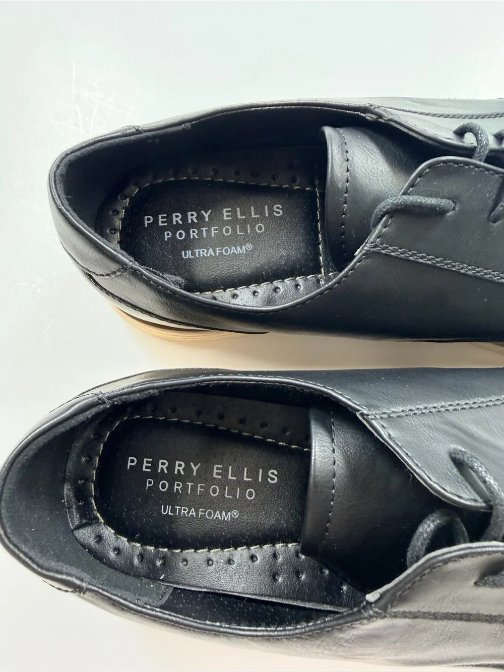 Perry Ellis sleek black